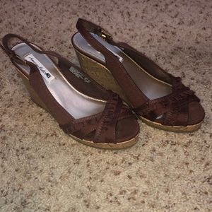 Brown Wedges 🤎